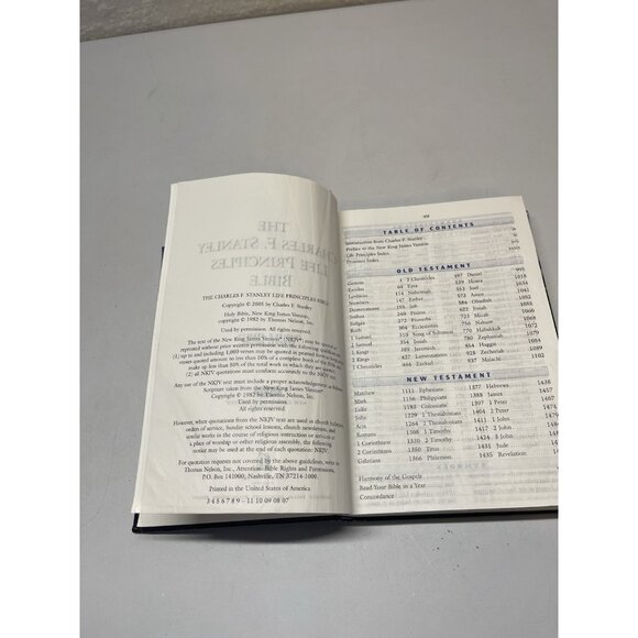 Charles F. Stanley Life Principles Bible LARGE PRINT NKJV - Picture 9 of 15